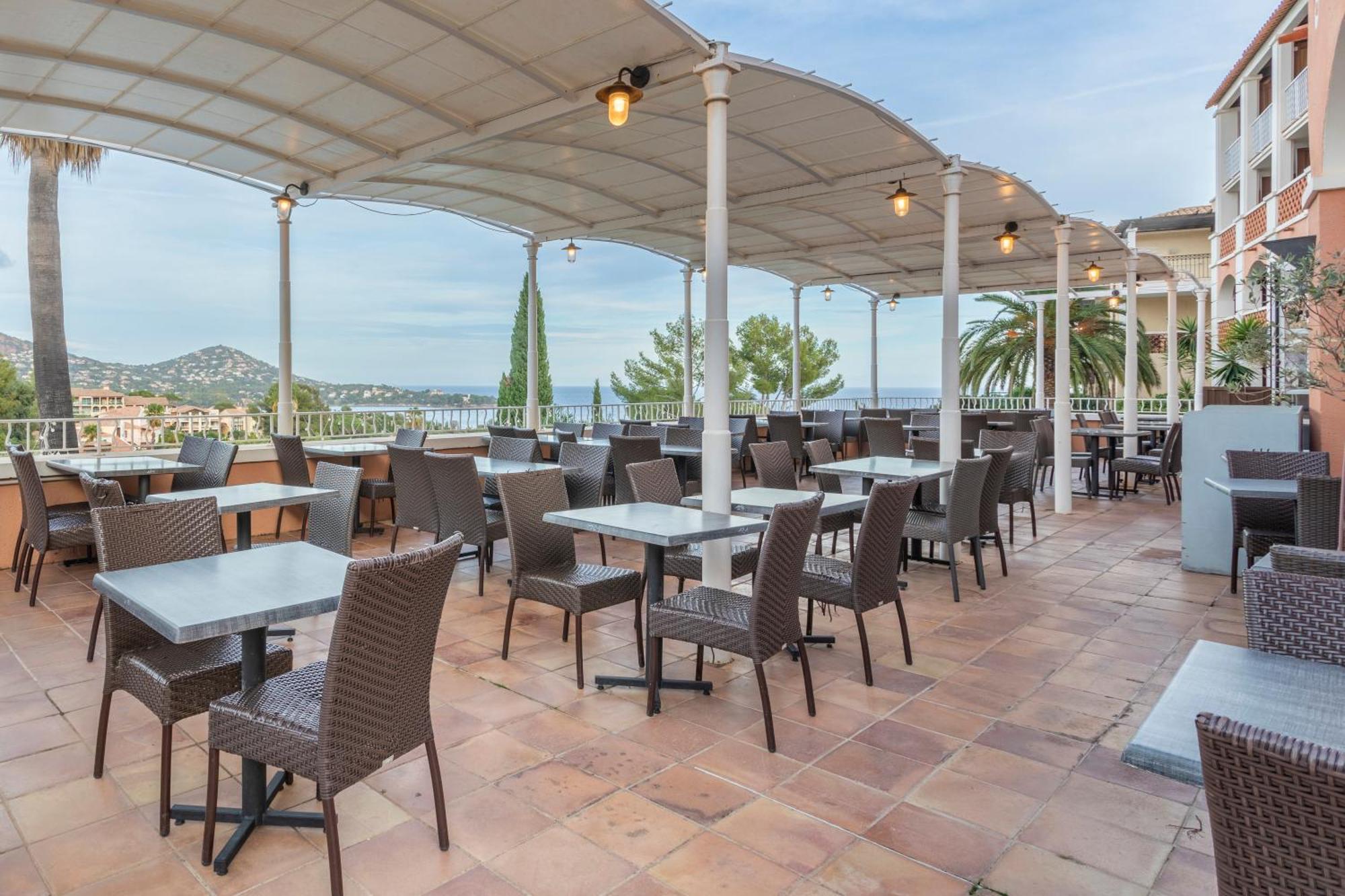 Hotel De L'Esterel Pierre & Vacances Saint-Raphaël Kültér fotó