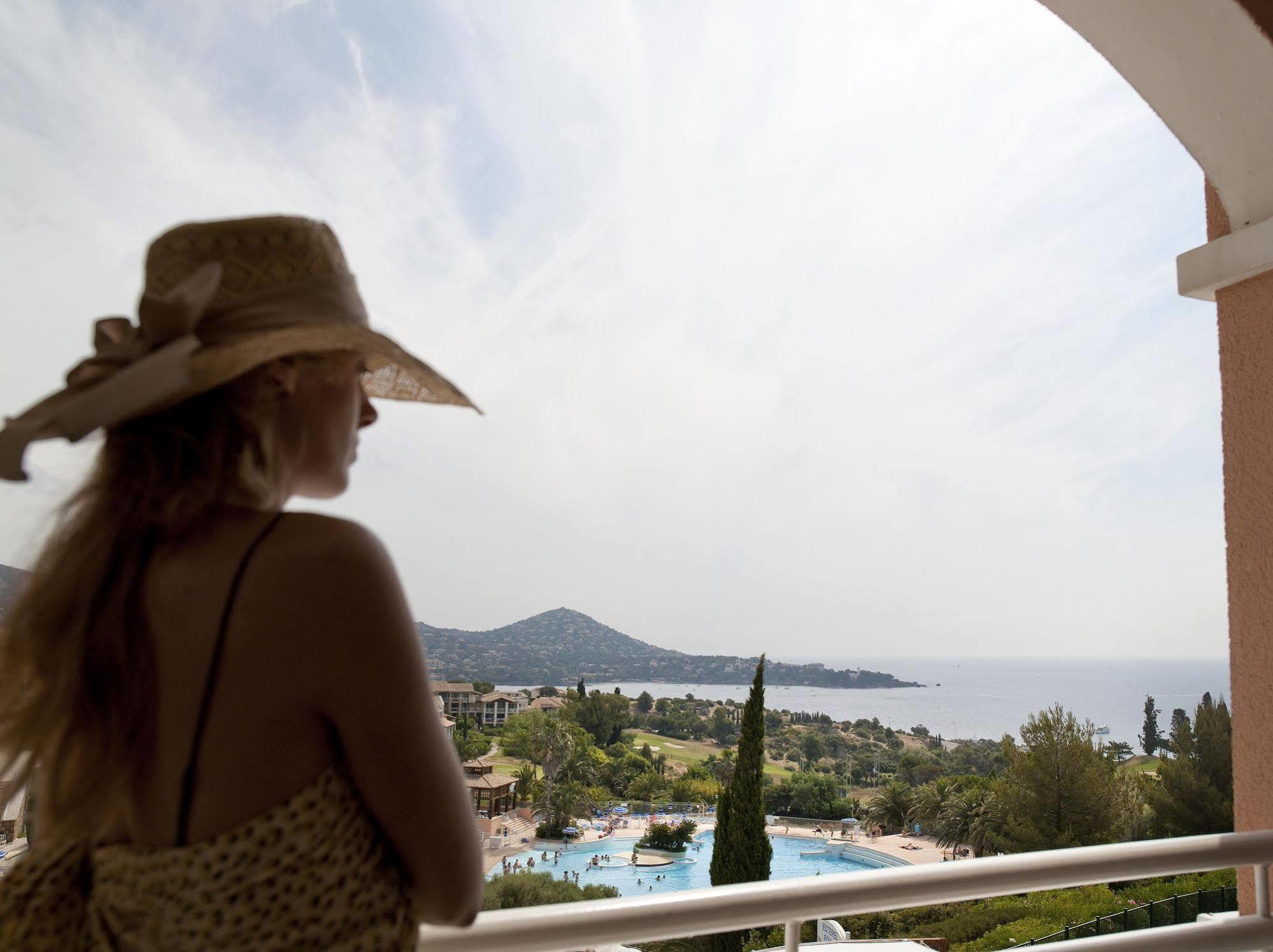 Hotel De L'Esterel Pierre & Vacances Saint-Raphaël Kültér fotó